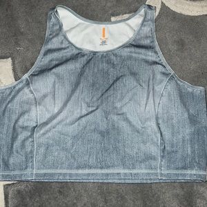 Lucy sports bra, tank top